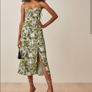 Reformation Kortney Dress in Tropical Print